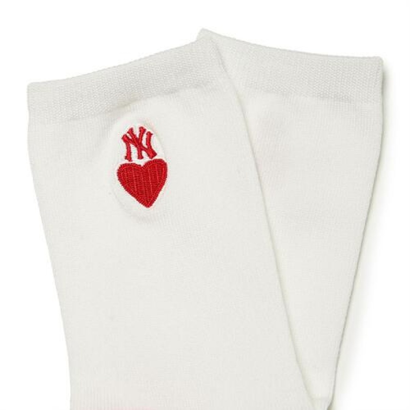 MLB Heart Point Socks Accessories White | USA_MLB67797