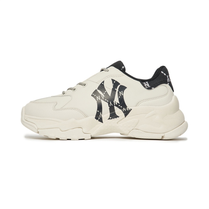 MLB Monogram New York Yankees Bigball Chunky Beige | USA_MLB55909