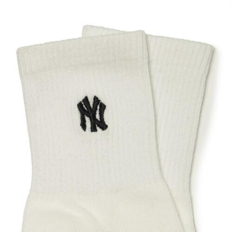 MLB Small Logo 3ea Socks Accessories Beige | USA_MLB85241