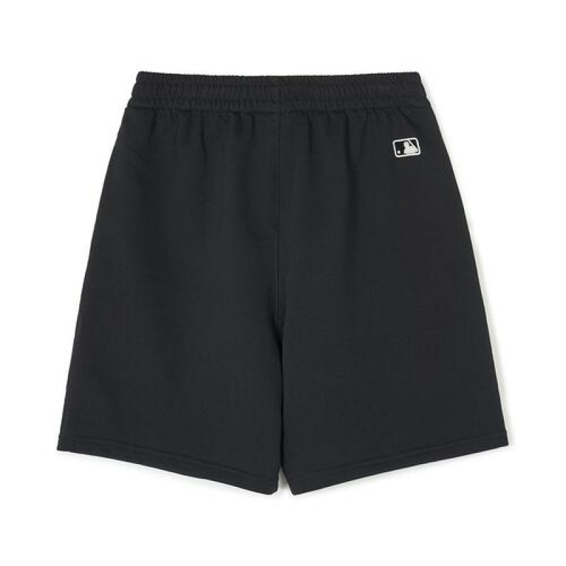 MLB Women`s Heart Graphic 6.5in Shorts Bottoms Black | USA_MLB72247