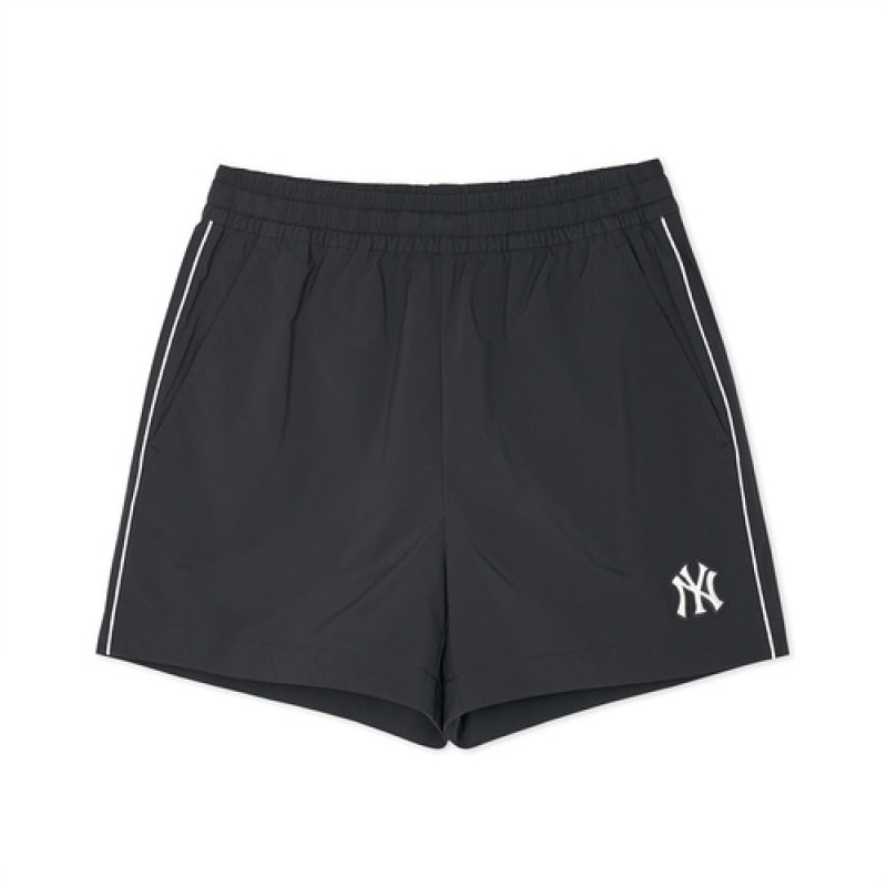 MLB Women`s Sportive Varsity 4in Woven Shorts Bottoms Black | USA_MLB81834